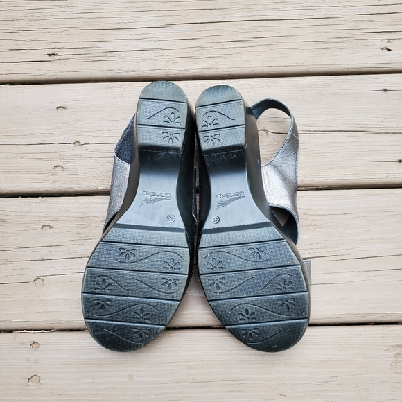Dansko Jacinda Metallic Pewter Silver Criss Cross Strappy Slingback Sandals 42 - Picture 6 of 9